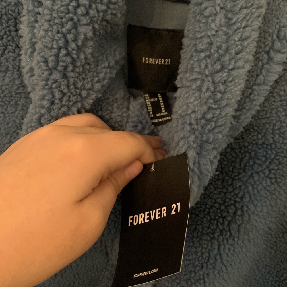 Forever 21 jacket - Picture 3 of 3